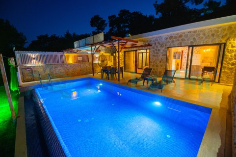 Villa Stone House 2