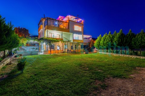 Villa Esinti İkizce