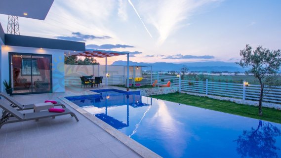 Villa  Nar Çiçeği