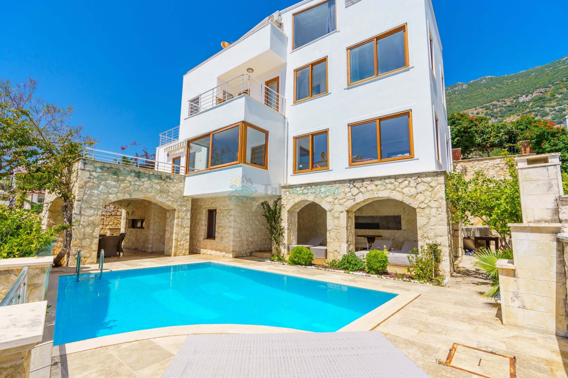 Villa Tarus Mara