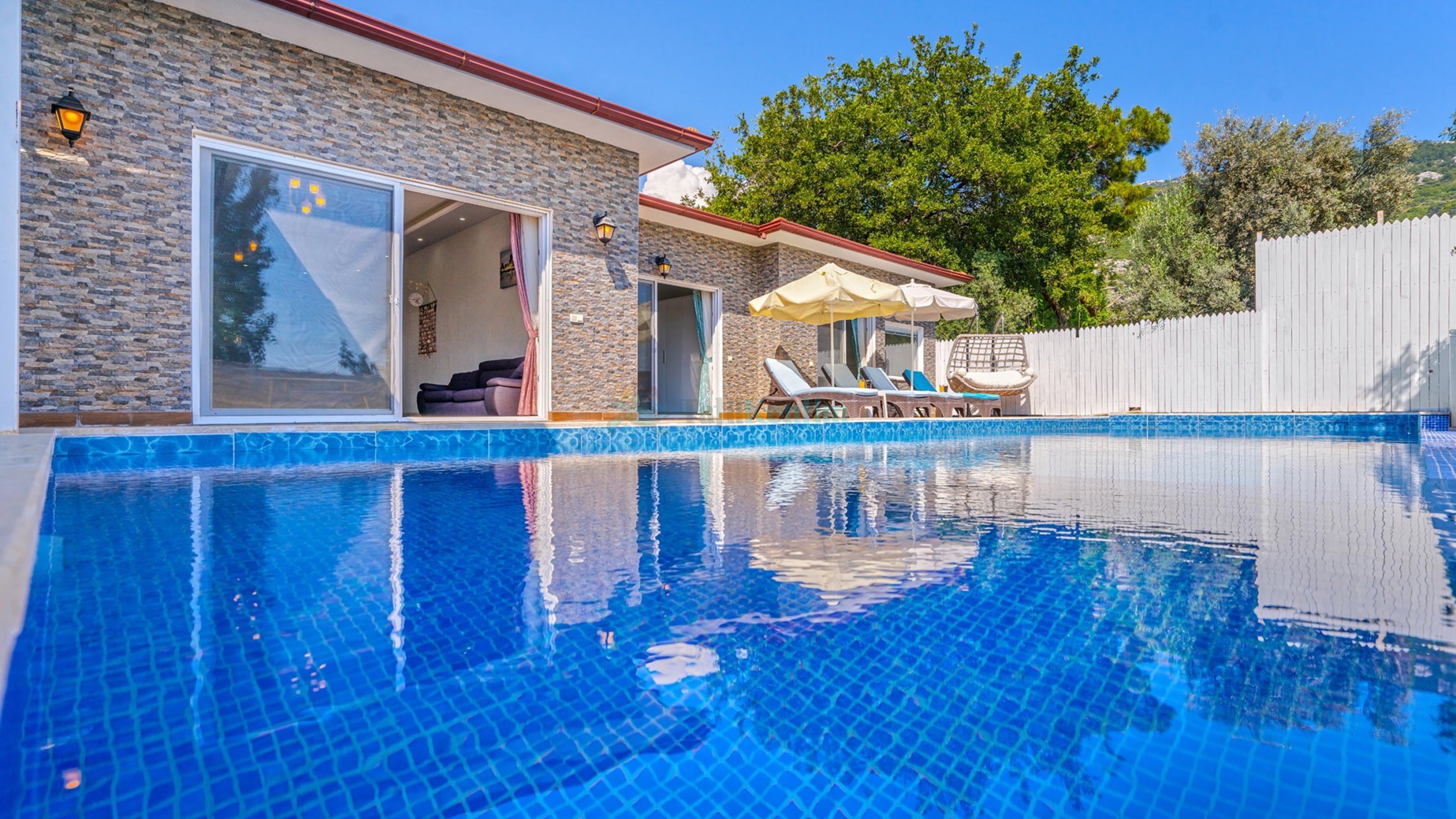 Villa Peri Evi