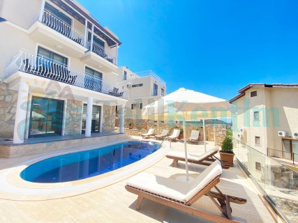 Villa Leo Kışla