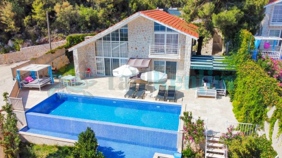 Villa Hira 1