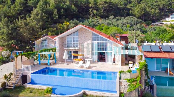 Villa Hira 3