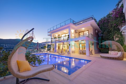 Villa İnsel Capella
