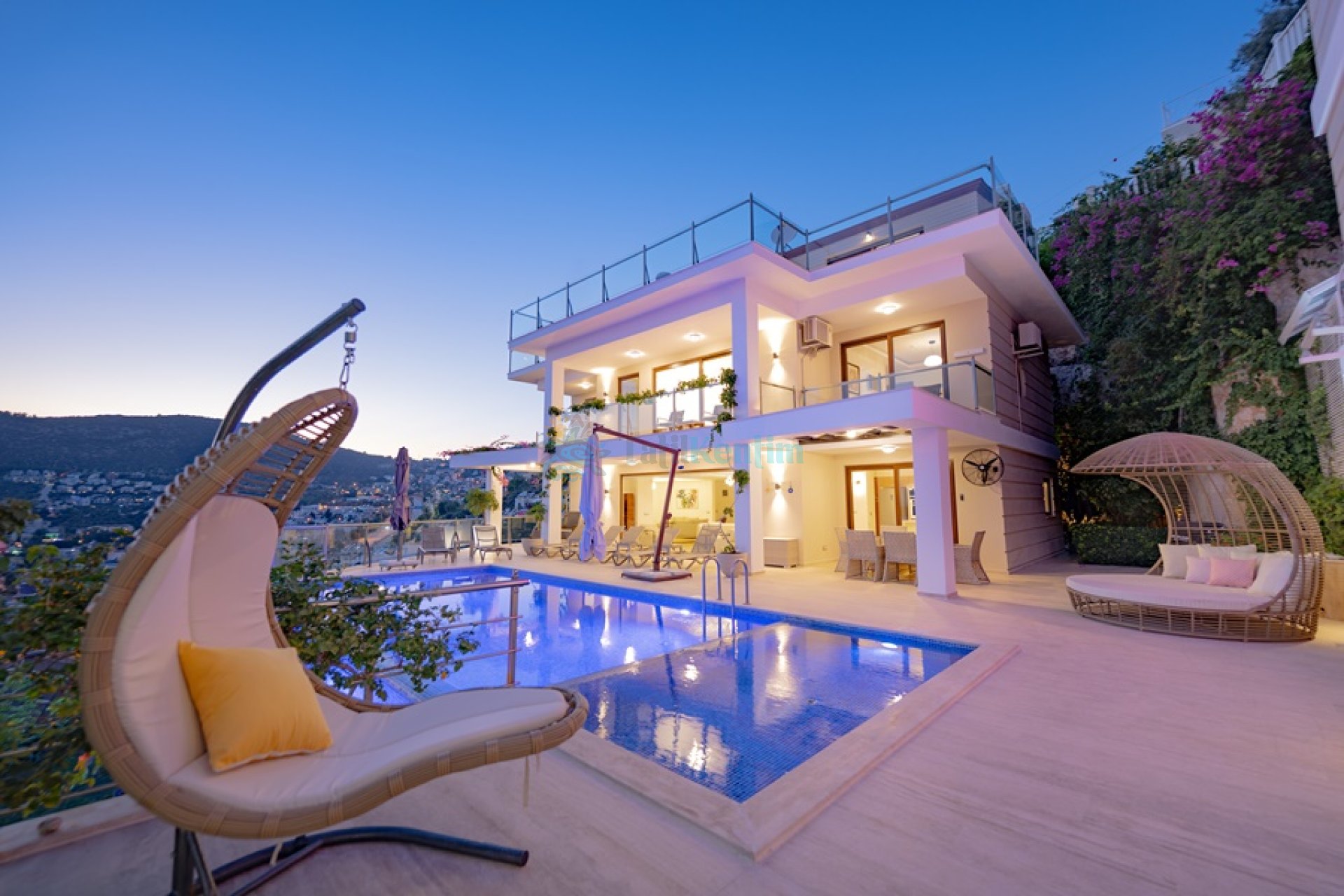 Villa İnsel Capella