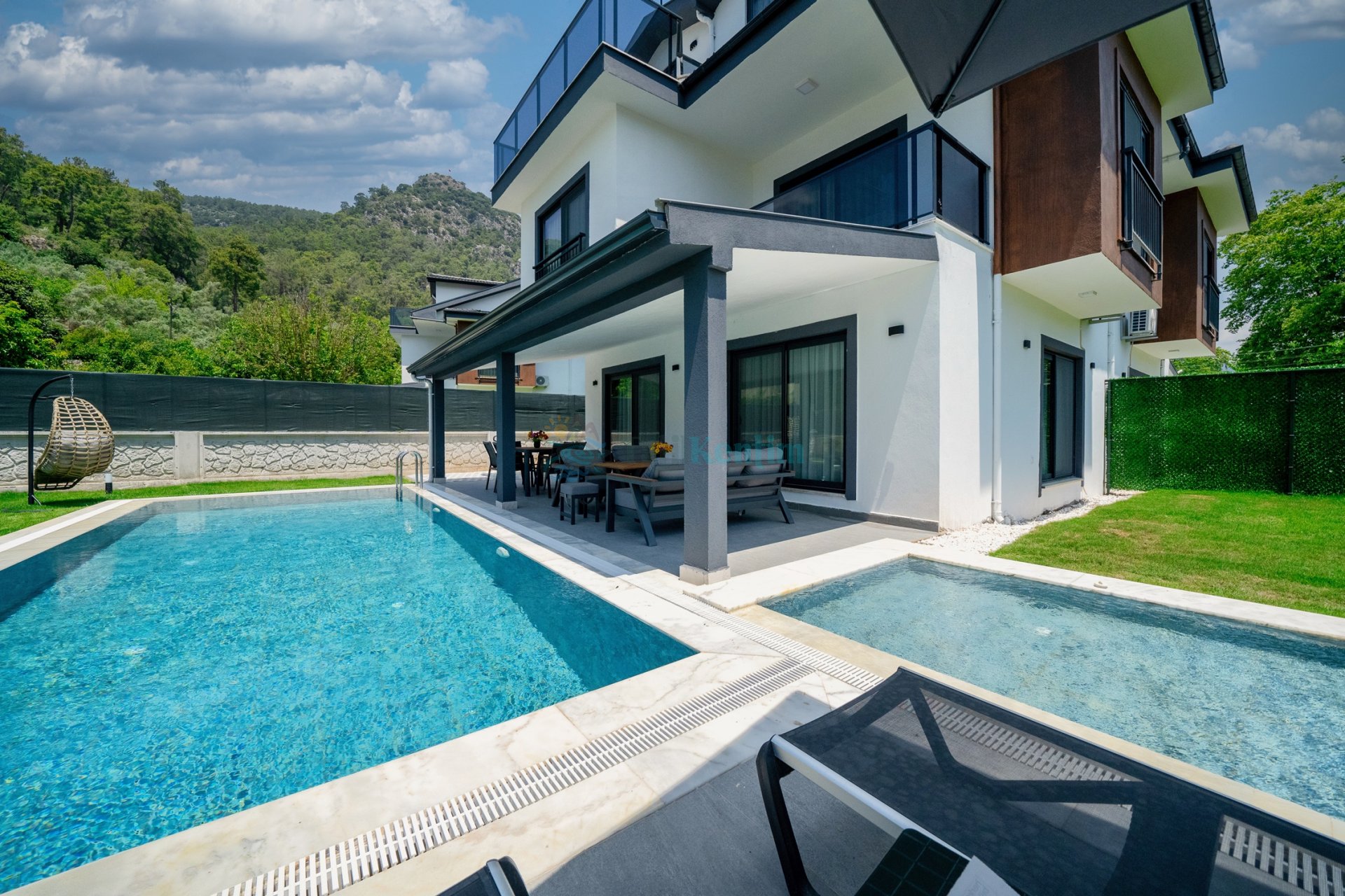 Villa Limon İnlice