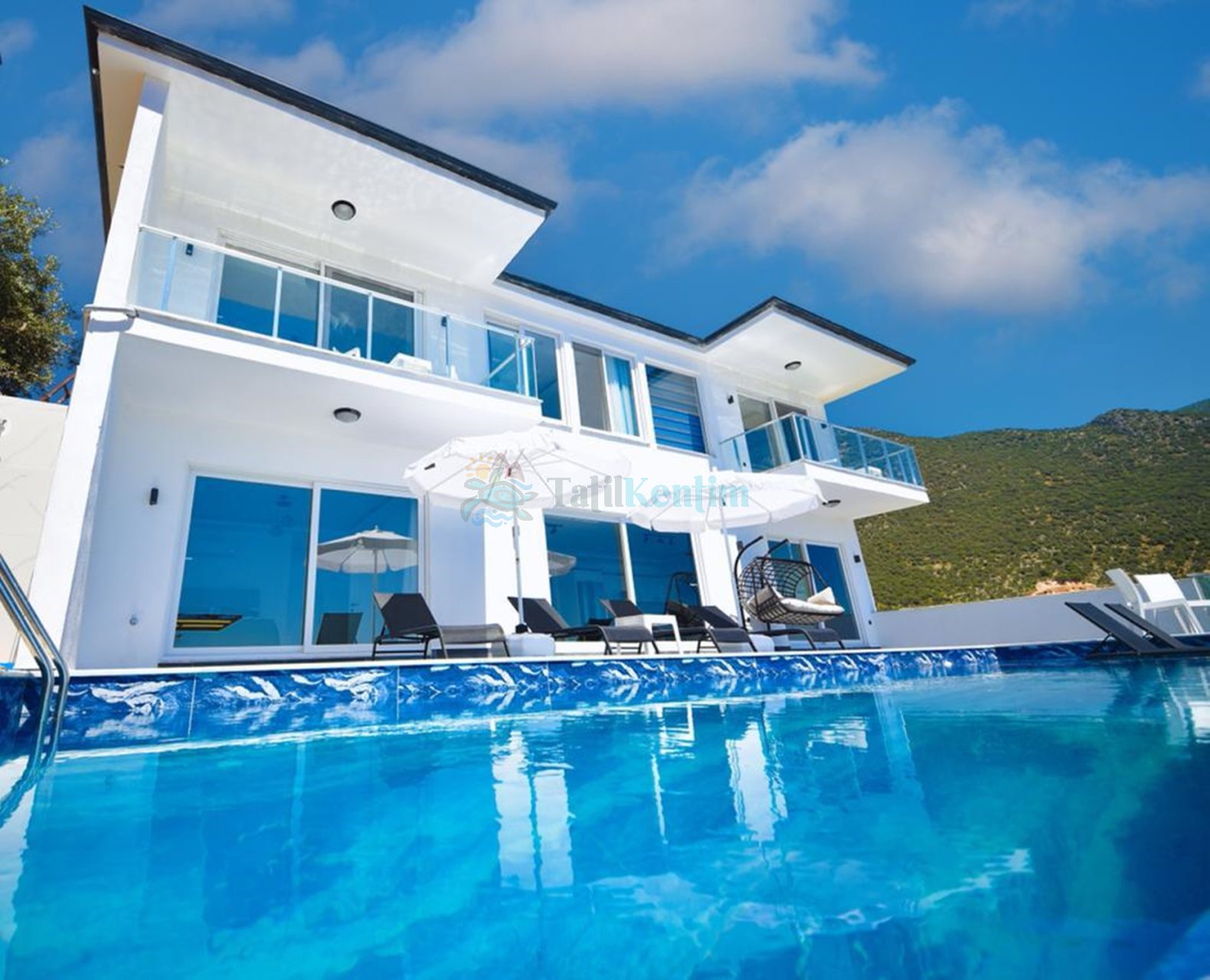 Villa Src
