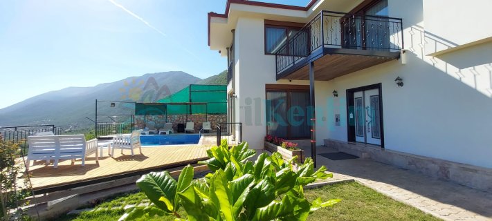 Villa Phellos