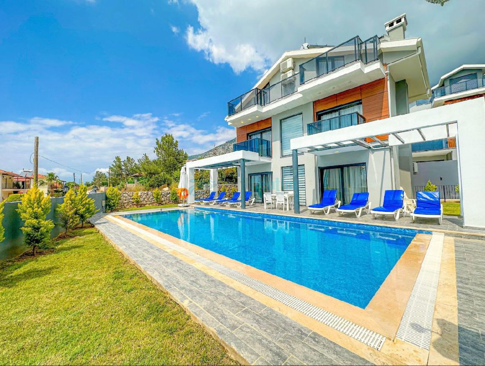 Villa Lazuli
