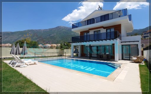 Villa Nes 2