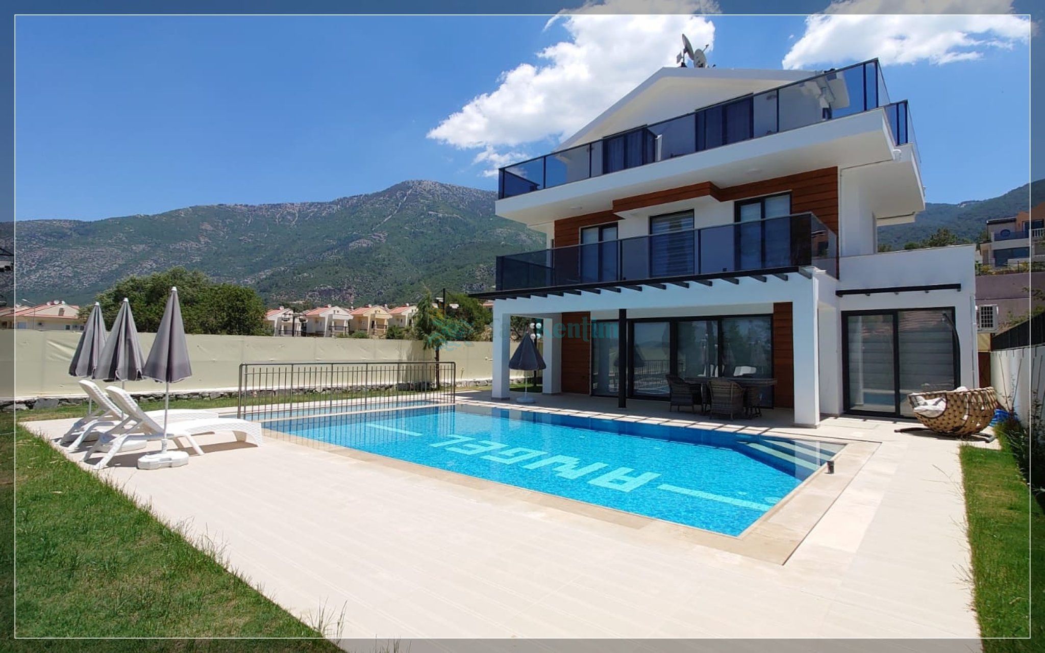 Villa Nes 2